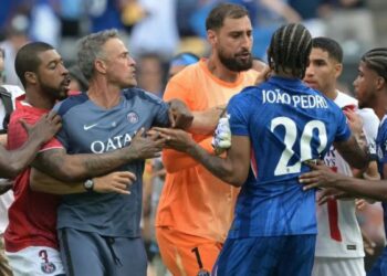 Luis Enrique agredió a Joao Pedro (Foto: AFP)