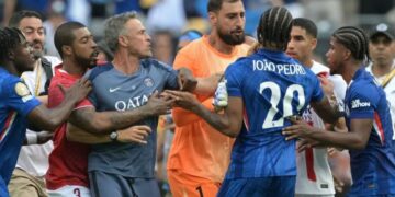 Luis Enrique agredió a Joao Pedro (Foto: AFP)