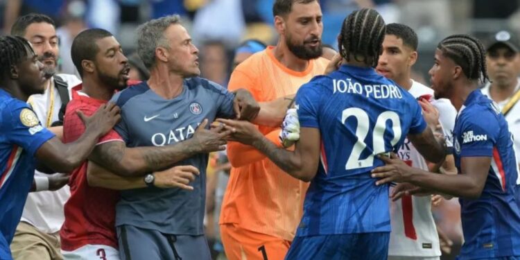 Luis Enrique agredió a Joao Pedro (Foto: AFP)
